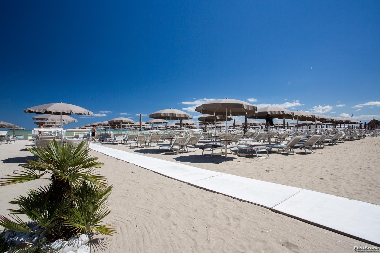 Hotel Solemare Milano Marittima Exterior foto